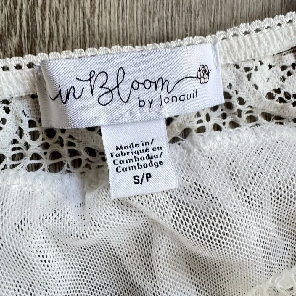 In The Bloom by Janquil Lilly Tiered Babydoll Chemise In Ivory Size S/P Romantic